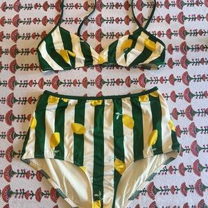 SOLID & STRIPED lemon 🍋 Green and Yellow Striped Bikini (top S, bottom M)